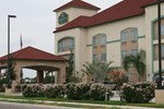 Отель La Quinta Inn & Suites Mission at West McAllen