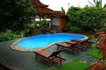 Отель Banjar Hills Retreat