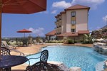 Отель La Quinta Inn and Suites Marble Falls