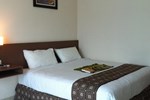 Отель Bunda Hotel Bukittinggi