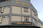 Отель Hotel Intan Jugra