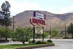 Отель Andruss Motel
