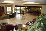 Отель Best Western Plus Suites Greenville