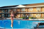 Отель Budget Host East End Hotel in Riverhead