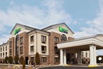 Holiday Inn Express Grove City - Pime Outlet Mall