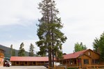 Отель Lone Eagle Lodge and Snowmobile Rental