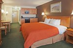 Отель Country Inn and Suites Cooperstown