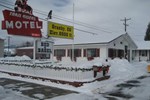Отель Trail Riders Motel
