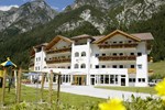 Отель Hotel Alpin