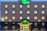Отель La Quinta Inn Queens