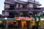 Отель Hotel Julia