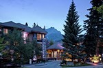 Отель Delta Banff Royal Canadian Lodge Hotel