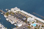 Отель Best Western PLUS Yacht Harbour Inn