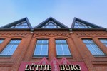 Отель Hotel Lüttje Burg