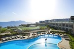 Отель Sunrise Grand Select Arabian Beach Resort