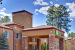 Отель Holiday Inn Express and Suites Pinetop