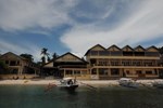 Отель LaLaguna Beach Club and Dive Centre
