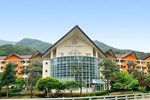 Отель Hanwha Resort Sanjeong Lake