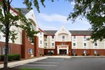 Отель Hawthorn Suites by Wyndham Greensboro