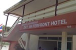 Day Waterfront Hotel