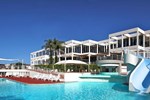 Отель Absolute Beachfront Opal Cove Resort