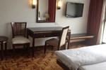 Отель Manali Resorts