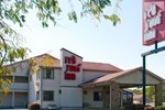 Отель Red Roof Inn Columbus - Taylorsville