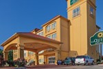 Отель La Quinta Inn & Suites Woodlands Northwest