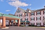 Отель Country Inn and Suites Shepardsville