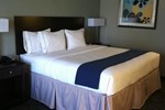 Отель Holiday Inn Express & Suites Oak Ridge
