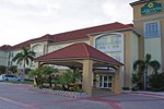 Отель La Quinta Inn & Suites Pharr - Rio Grande Valley