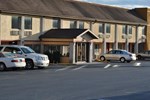 Отель Econo Lodge Pine Grove
