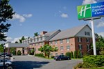 Отель Holiday Inn Express and Suites Merrimack