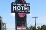 Отель Grand Texan Hotel and Convention Center