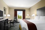 Отель Days Inn & Suites Mineral Wells