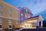 Отель Holiday Inn Express & Suites Caryville