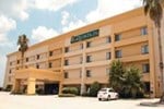 Отель La Quinta Inn & Suites Houston Baytown East