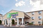 Отель Holiday Inn Express Hotels & Suites Burlington
