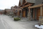 Апартаменты Sullivan Stone Lodge by Rocky Mountain Accommodations