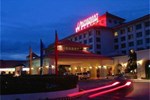 Отель Waterfront Airport Hotel & Casino