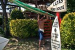 Latas Surf House