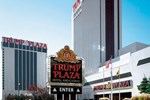 Отель Trump Plaza Hotel & Casino