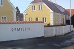 Апартаменты Sønderstrand Remisen Holiday Houses