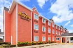 Отель Microtel Eagle Ridge Cavite