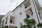 Апартаменты Villa Risan