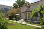 Villa Corinthia