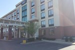 Отель Comfort Inn and Suites Northbrook/Glenview