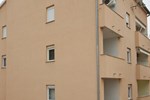 Апартаменты Apartments Novalja Escape
