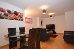 Woodford Green Apartment