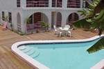 Отель Seven Seas Resort